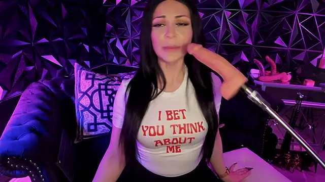 Snapshot of NatashaxoBangs chatting on 7, 11, 2025 NatashaxoBangs online show from 7, 11, 2025