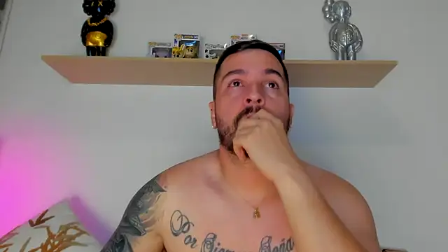 camilo restrepo21 online show from 20, 10, 2025