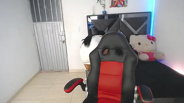 Snapshot of Salo_hot04 chatting on 16, 2, 2025 Salo hot04 online show from 16, 2, 2025