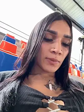 Snapshot of Salo_hot04 chatting on 1, 12, 2025 Salo hot04 online show from 1, 12, 2025