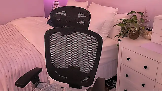 Wonderful Woman online show from 15, 3, 2026