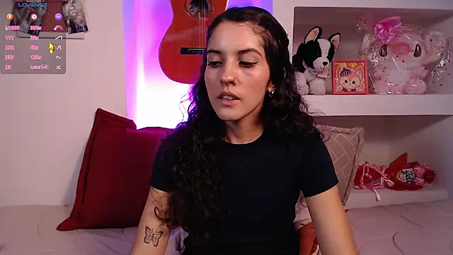 Snapshot of lailypink chatting on 23, 2, 2025 lailypink online show from 23, 2, 2025