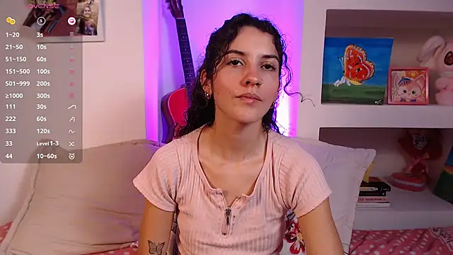 Snapshot of lailypink chatting on 22, 9, 2025 lailypink online show from 22, 9, 2025