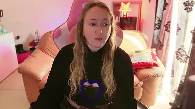 kisicaxx online show from 11, 3, 2025