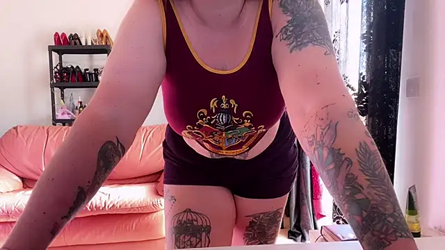 kisicaxx online show from 10, 9, 2025