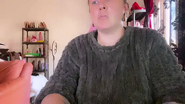 kisicaxx online show from 10, 3, 2026