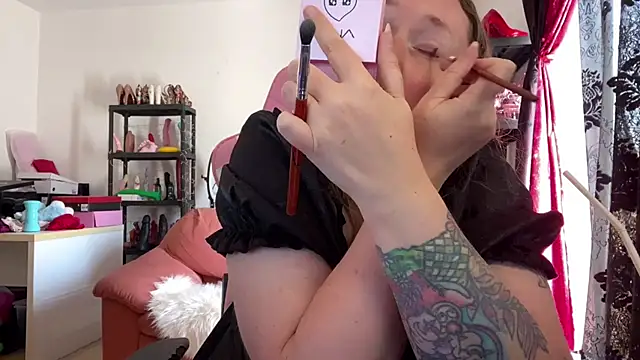 Snapshot of kisicaxx chatting on 24, 4, 2026 kisicaxx online show from 24, 4, 2026