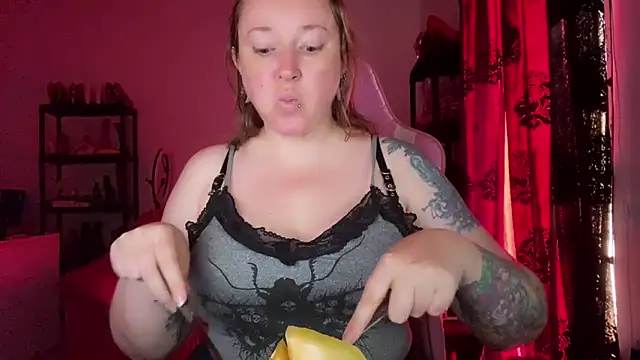 Snapshot of kisicaxx chatting on 1, 7, 2026 kisicaxx online show from 1, 7, 2026
