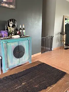 lovely beast online show from 7, 10, 2025