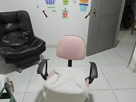 nicoledavis online show from 1, 2, 2025