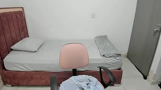 nicoledavis online show from 23, 10, 2025