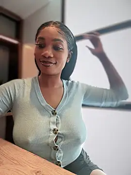   Nessa   online show from 4, 10, 2025