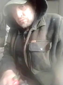 Snapshot of N8daMac chatting on 13, 2, 2025 N8daMac online show from 13, 2, 2025