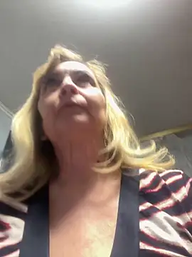 Snapshot of Irina2909@xh chatting on 2, 2, 2025 Irina2909xh online show from 2, 2, 2025
