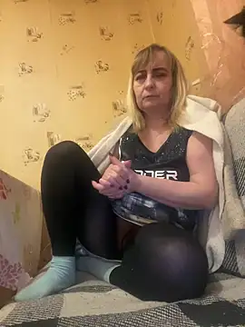Snapshot of Irina2909@xh chatting on 4, 2, 2025 Irina2909xh online show from 4, 2, 2025