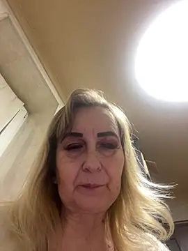 Snapshot of Irina2909@xh chatting on 16, 2, 2025 Irina2909xh online show from 16, 2, 2025