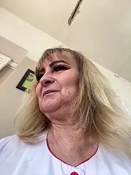 Snapshot of Irina2909@xh chatting on 4, 3, 2025 Irina2909xh online show from 4, 3, 2025