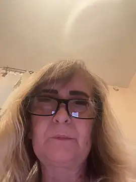 Snapshot of Irina2909@xh chatting on 13, 9, 2025 Irina2909xh online show from 13, 9, 2025