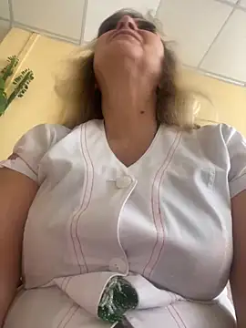 Snapshot of Irina2909@xh chatting on 24, 9, 2025 Irina2909xh online show from 24, 9, 2025