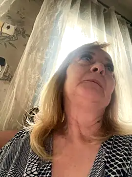 Irina2909xh online show from 16, 11, 2025