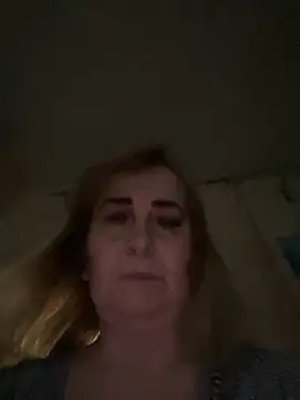 Irina2909xh online show from 5, 12, 2025