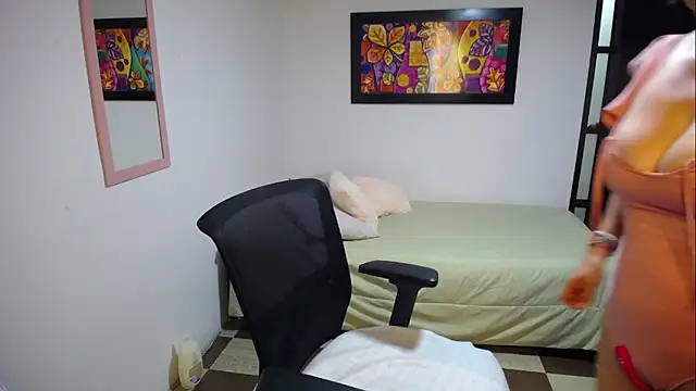 Snapshot of Sofi_5249_ chatting on 8, 11, 2025 Sofi 5249 online show from 8, 11, 2025