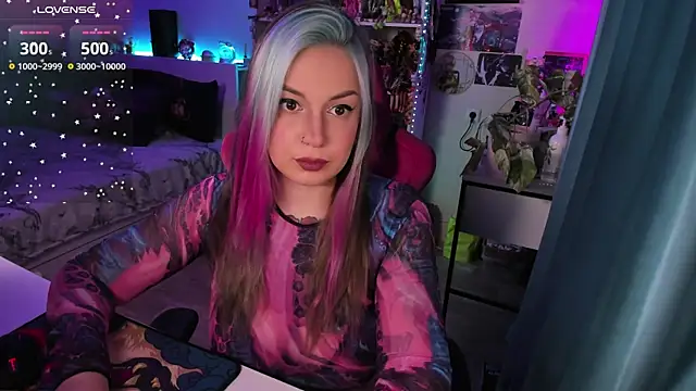 Snapshot of ChloeKohaku chatting on 13, 1, 2025 ChloeKohaku online show from 13, 1, 2025