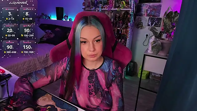 Snapshot of ChloeKohaku chatting on 4, 2, 2025 ChloeKohaku online show from 4, 2, 2025