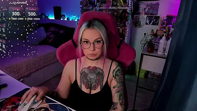 Snapshot of ChloeKohaku chatting on 20, 2, 2025 ChloeKohaku online show from 20, 2, 2025