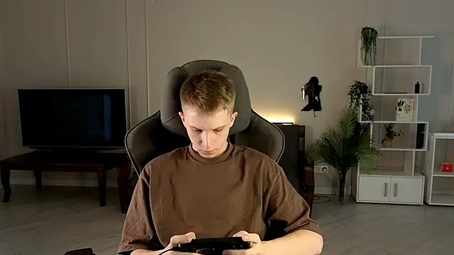 arlekincrop online show from 18, 9, 2025