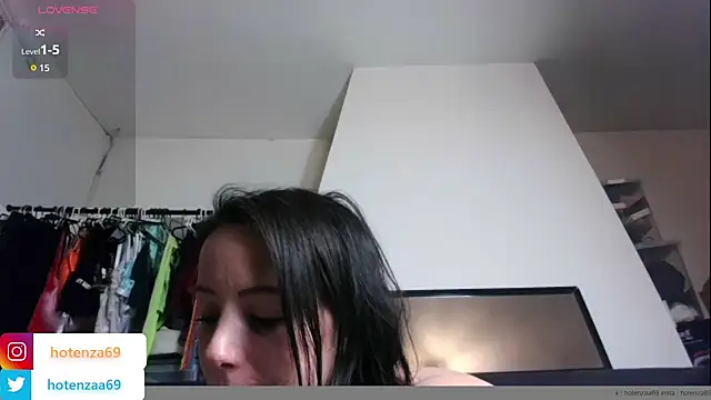 Hotenza69 online show from 3, 3, 2025