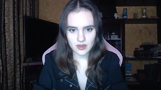 Snapshot of Veronika_kruk chatting on 15, 12, 2024 Veronika kruk online show from 15, 12, 2024