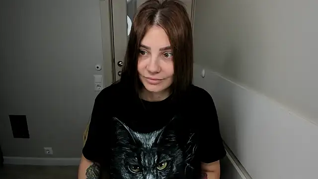 JuliaBusty online show from 5, 4, 2026