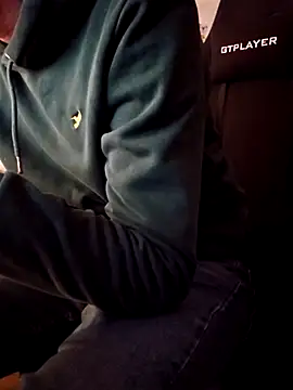 verylargecock online show from 3, 12, 2025