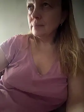 Susanel online show from 6, 3, 2025