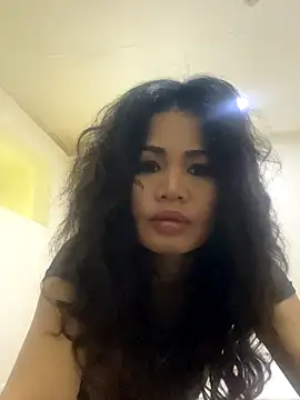 Snapshot of nareethai chatting on 21, 11, 2025 nareethai online show from 21, 11, 2025