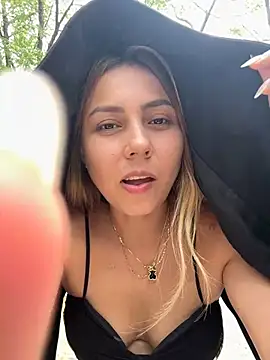 Brittanyrosexx online show from 14, 3, 2025