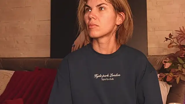 FeliciaKrige online show from 4, 3, 2026