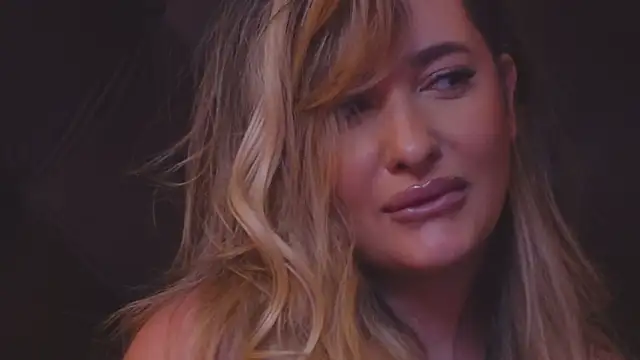 YaaraCollins online show from 13, 12, 2024