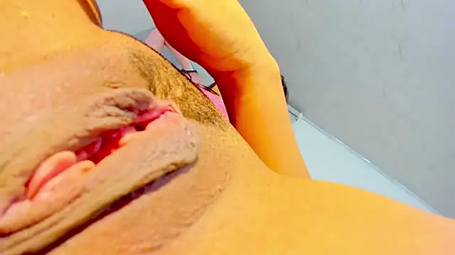 Snapshot of SQUIRTINGQUEEN11 chatting on 13, 12, 2024 SQUIRTINGQUEEN11 online show from 13, 12, 2024