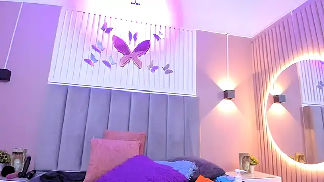 chantall1375 online show from 9, 2, 2025