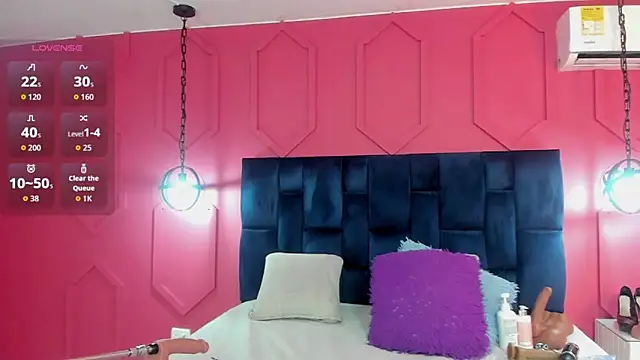 chantall1375 online show from 25, 11, 2025