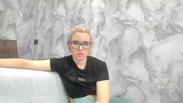 succubus online show from 16, 3, 2025