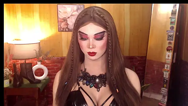 Snapshot of MagneticBeauty chatting on 14, 9, 2025 MagneticBeauty online show from 14, 9, 2025
