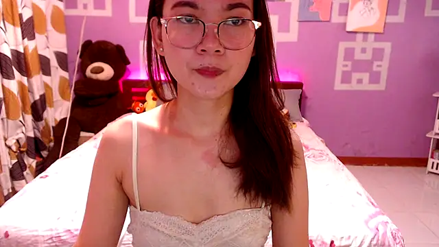 Snapshot of Sweety_Aria chatting on 9, 10, 2025 Sweety Aria online show from 9, 10, 2025