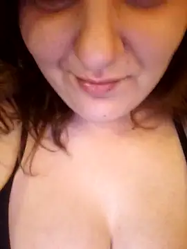 Snapshot of Cutegirlforyou chatting on 8, 3, 2025 Cutegirlforyou online show from 8, 3, 2025