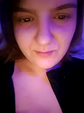 Cutegirlforyou online show from 6, 1, 2026