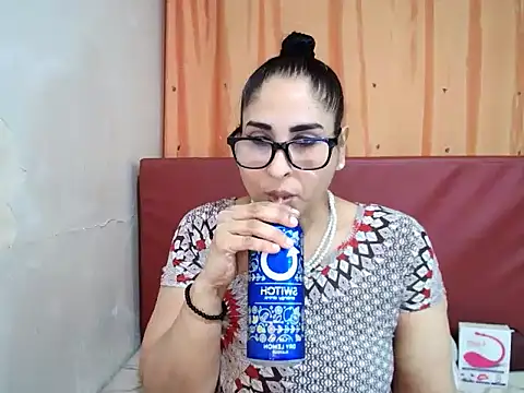 Snapshot of Indiankushy chatting on 22, 10, 2025 Indiankushy online show from 22, 10, 2025