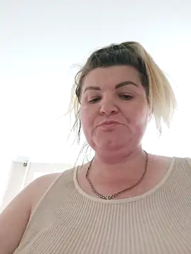 Snapshot of VeronikaBless chatting on 26, 9, 2025 VeronikaBless online show from 26, 9, 2025