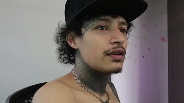 trieone online show from 18, 12, 2025